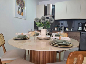 Luxury Apartment IZHA 202